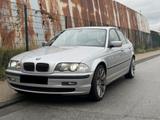 BMW TOP BMW 320i - TÜV NEU