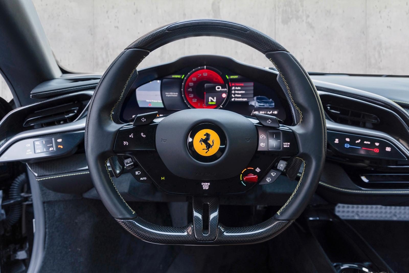 Ferrari SF90 Stradale ASSETTO*CARBON*KAMERA