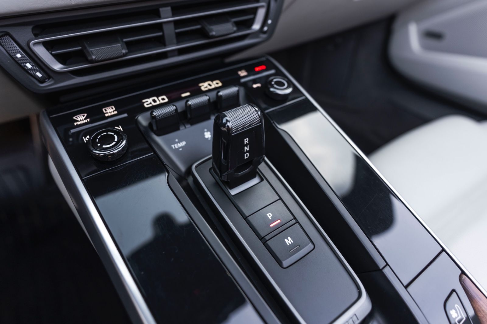 Fahrzeugabbildung Porsche 911 Carrera Cabrio PASM 360° BOSE TOTW NAV PDK