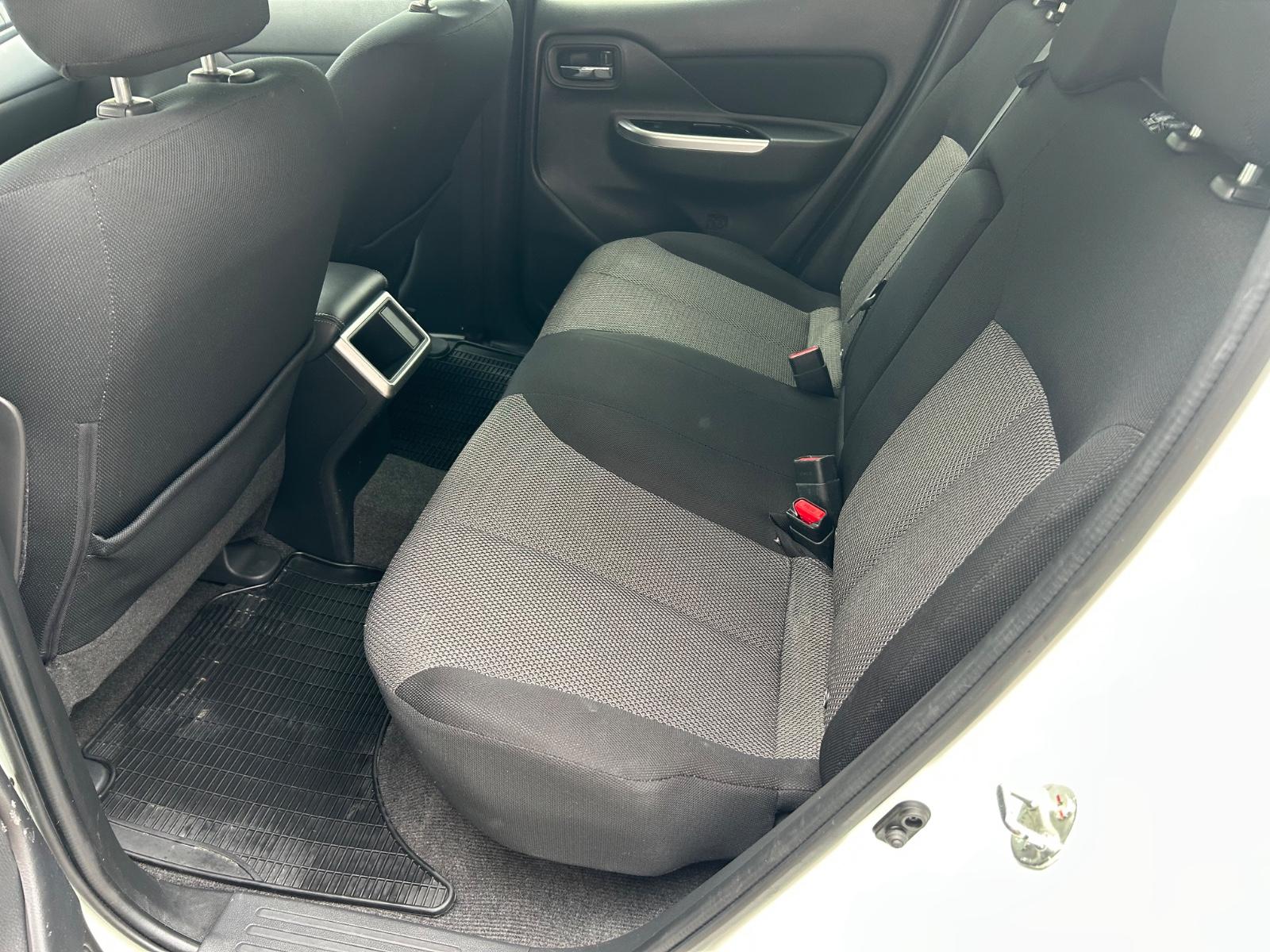 Mitsubishi L200 Plus Doppelkabine 4WD Kamera Standhzg Autom