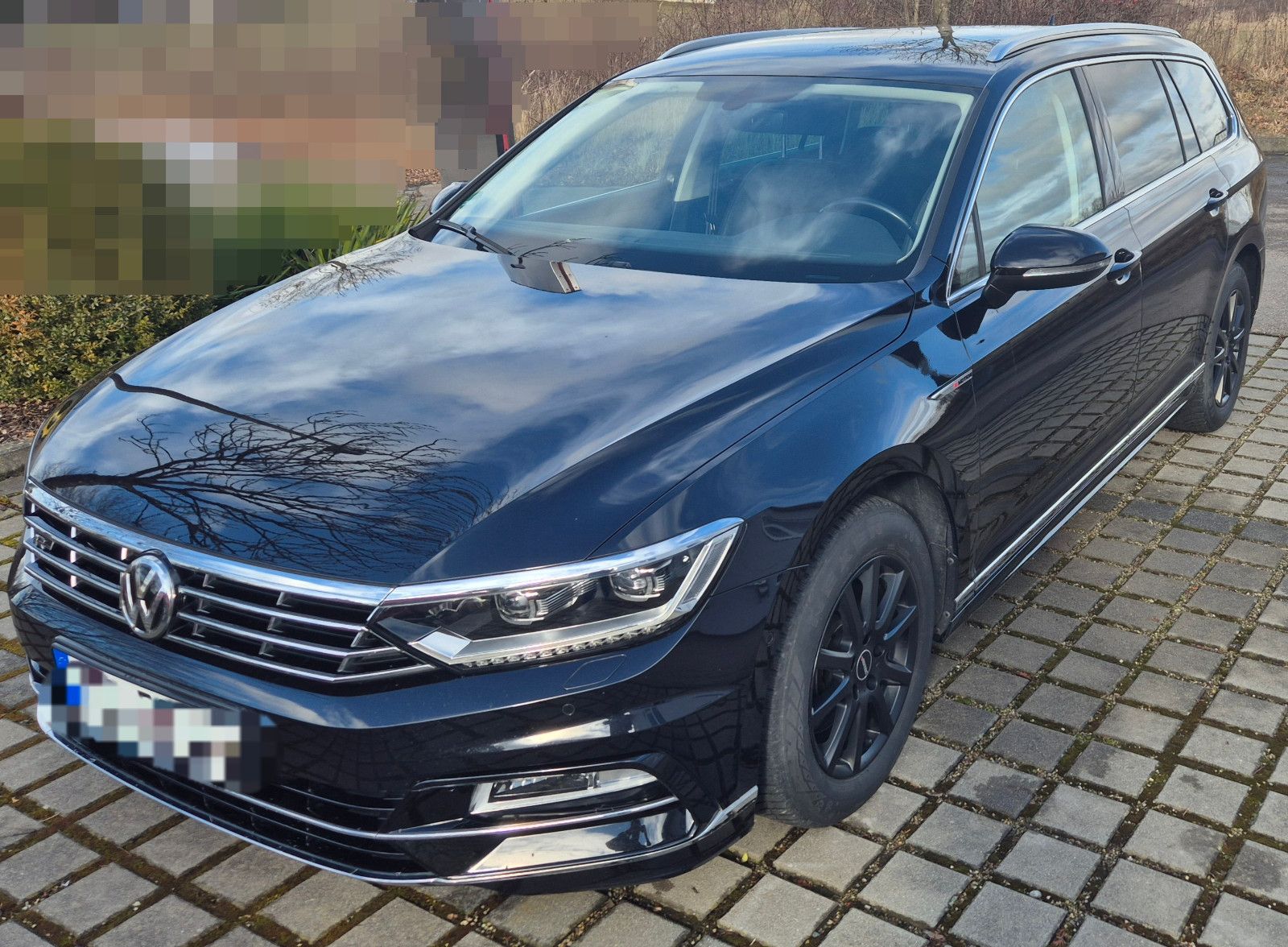 VW Passat 2.0 TDI SCR 140kW DSG 4M Highl. R-Line