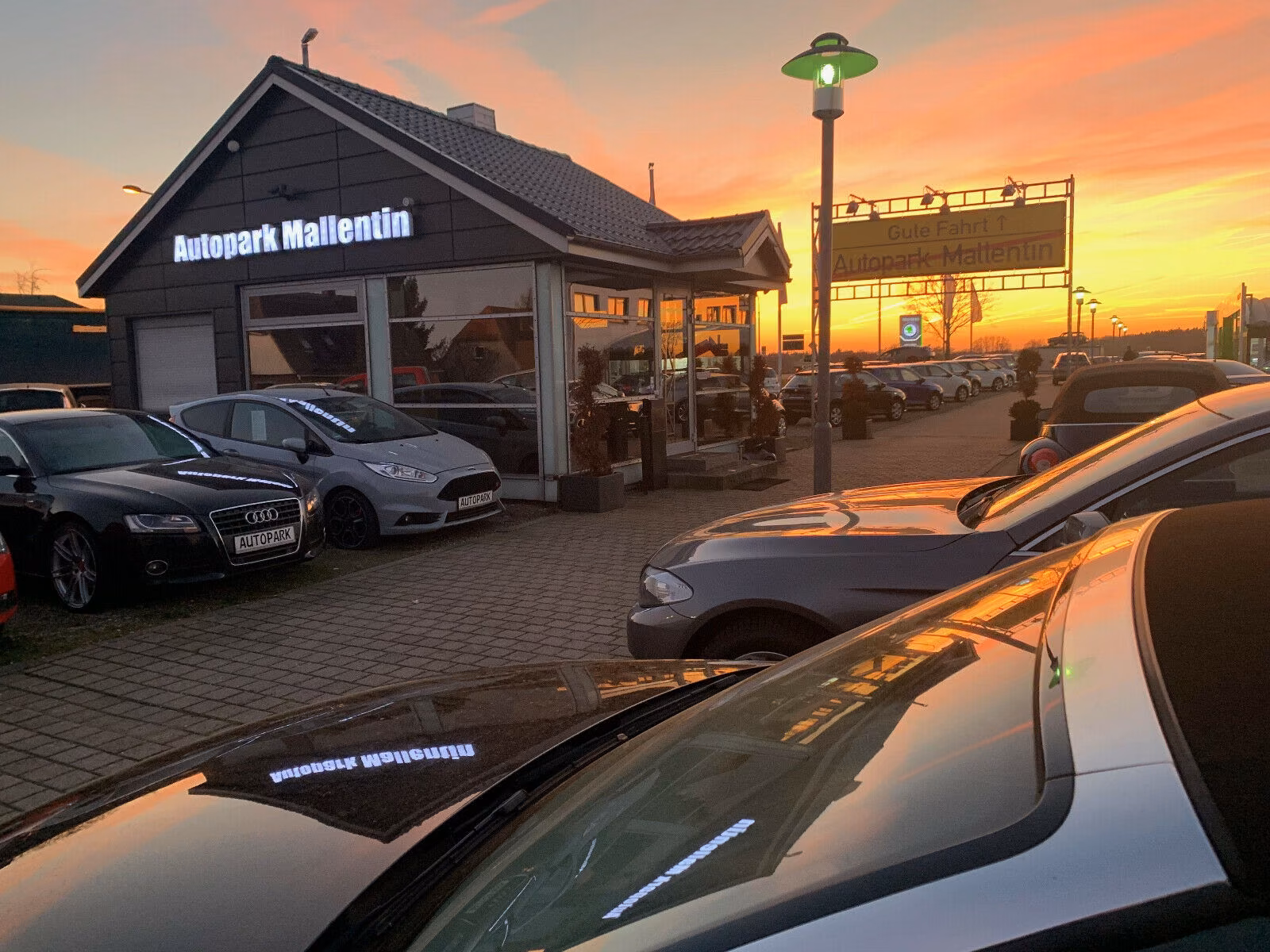 showroom-image-main