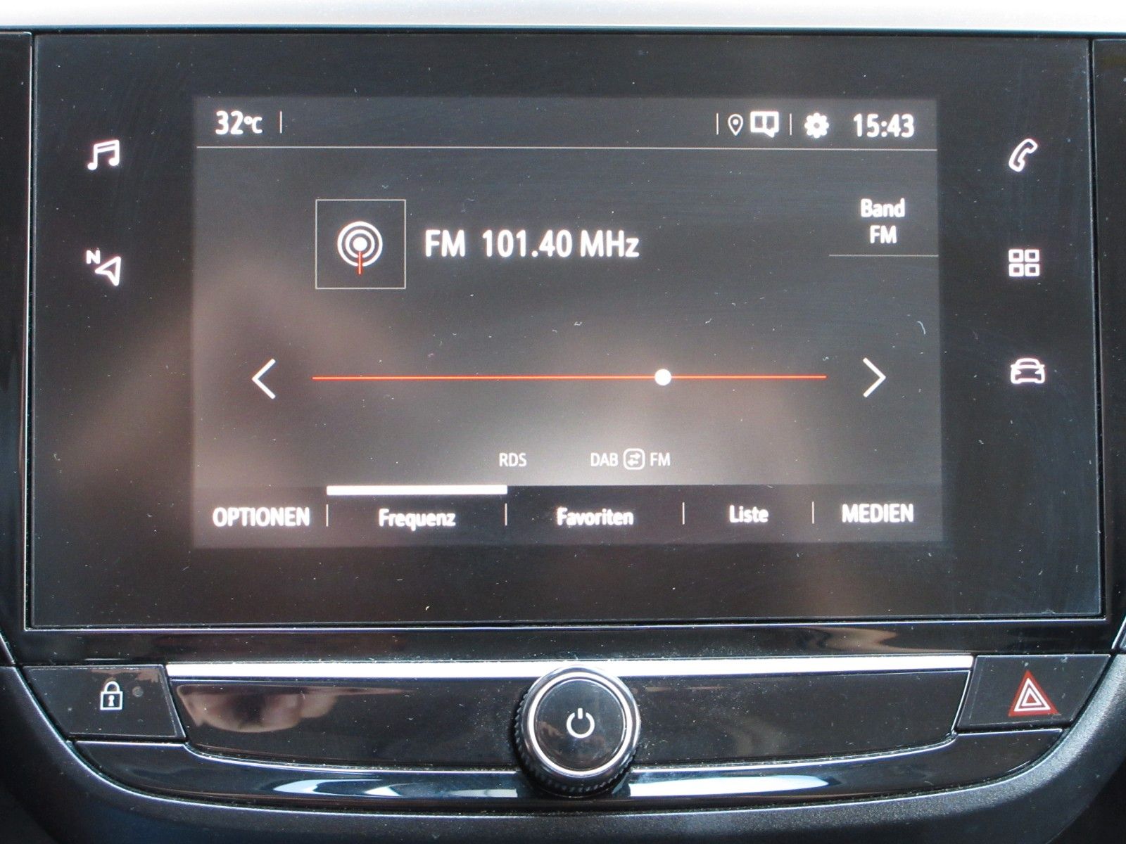 Fahrzeugabbildung Opel Corsa F Elegance 1.2T LED/NAVI/PDC/ALU