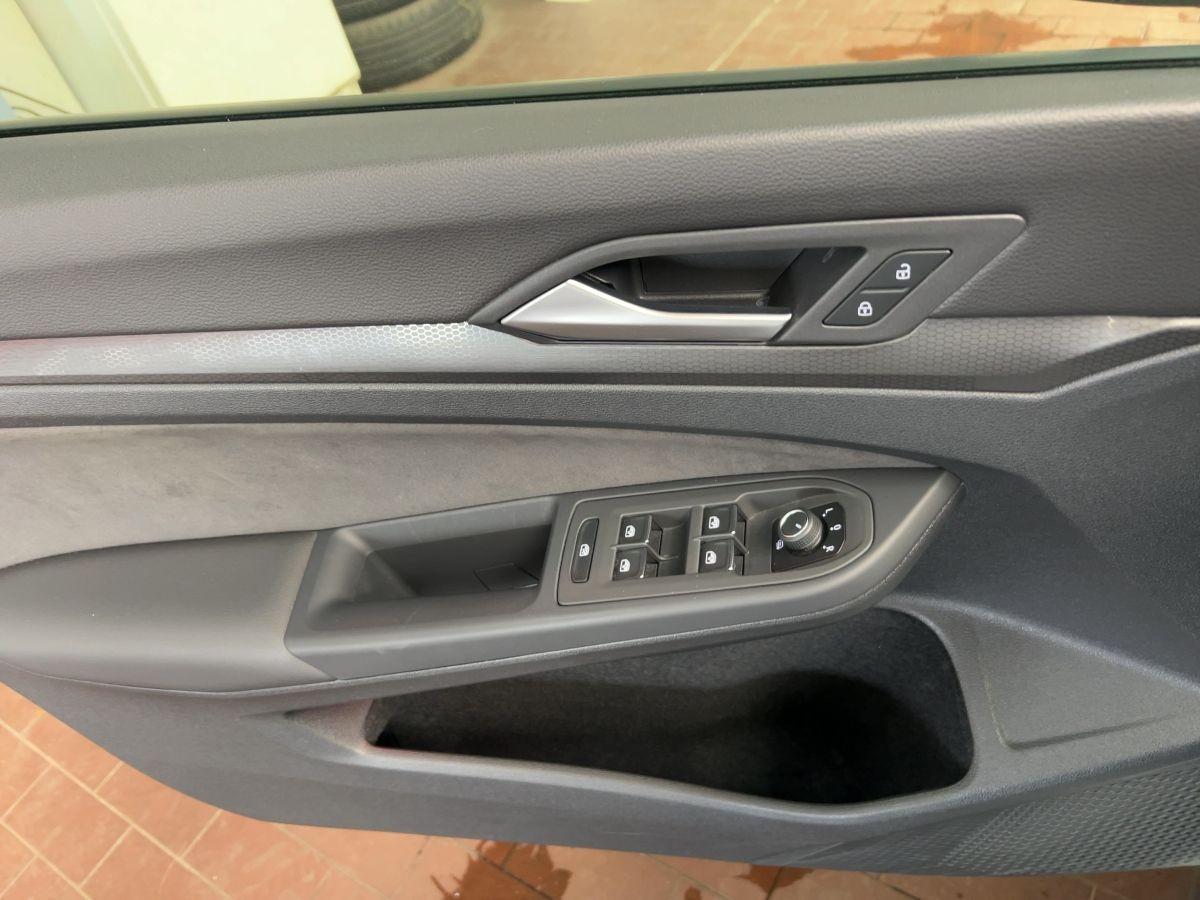 Volkswagen Golf VIII 2.0 TSI DSG GTI AHK LED Navi Sitzhzg, миниатюра 16