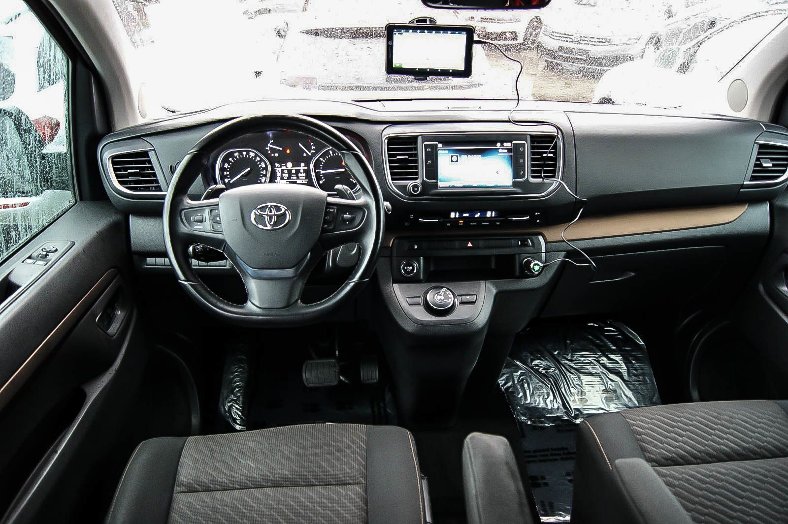 Fahrzeugabbildung Toyota Proace Verso 2.0 Compact Family Comfort HEADUP