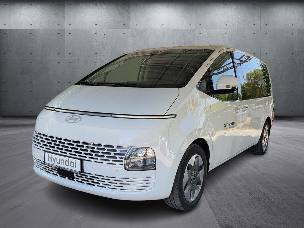 2025 Hyundai STARIA