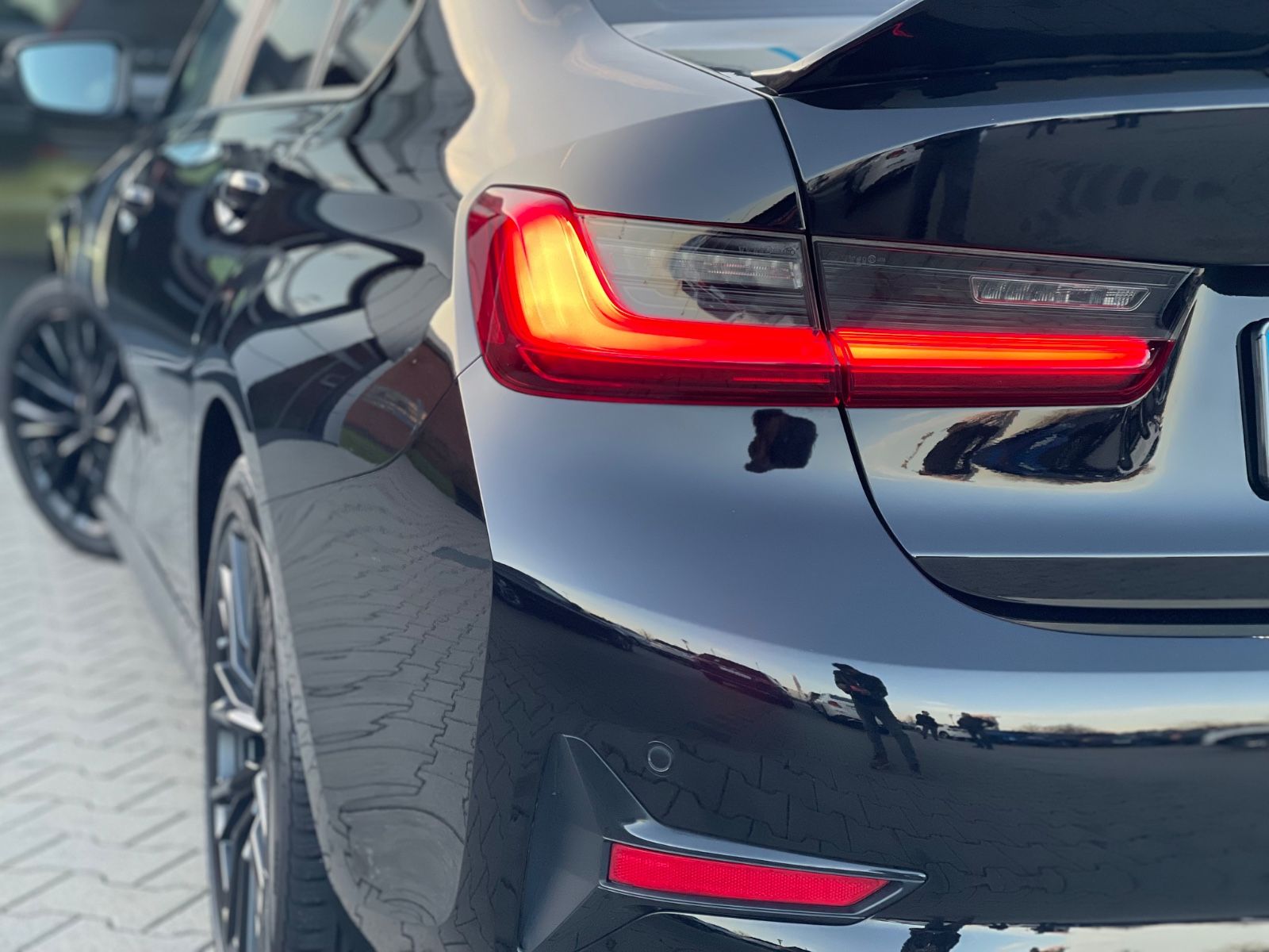BMW 318 i Limousine Advantage Heckspoiler M-Felgen foto 11