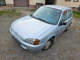 Toyota Starlet - Toyota Starlet mit Benzin-Antrieb: Kleinwagen