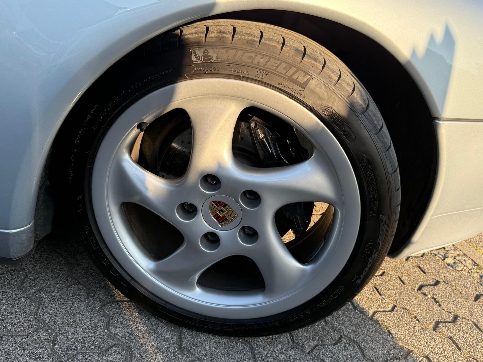 Porsche 911 993 CARRERA CABRIOLET TRAUMZUSTAND SCHALTER