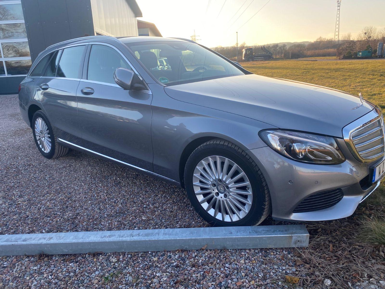 Mercedes-Benz C 180 Automatik LED+Navi+