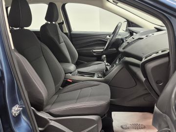 Ford Kuga - 10