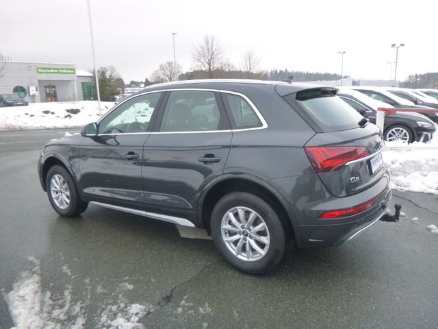 Fahrzeugabbildung Audi Q5 40 TDI quattro >AUT/AHK/NAV/PANO/SHZ<