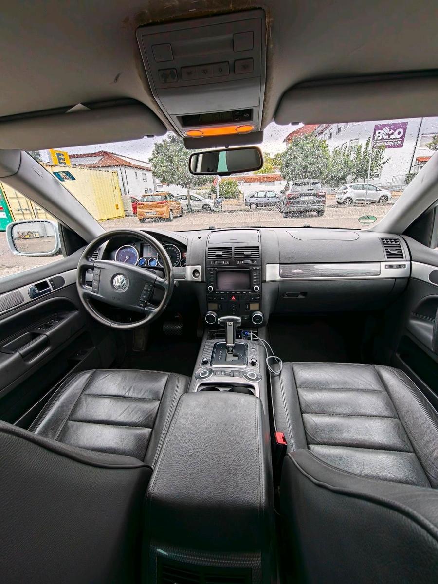 Volkswagen Touareg 2006 — engine 280 HP (206kW)