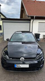 Volkswagen Golf 2.0 TSI OPF DSG 4MOTION R - VW Golf Gebrauchtwagen in Köln