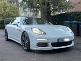 Porsche Panamera 4 * FACELIFT MODEL* - Porsche Panamera Gebrauchtwagen in Essen