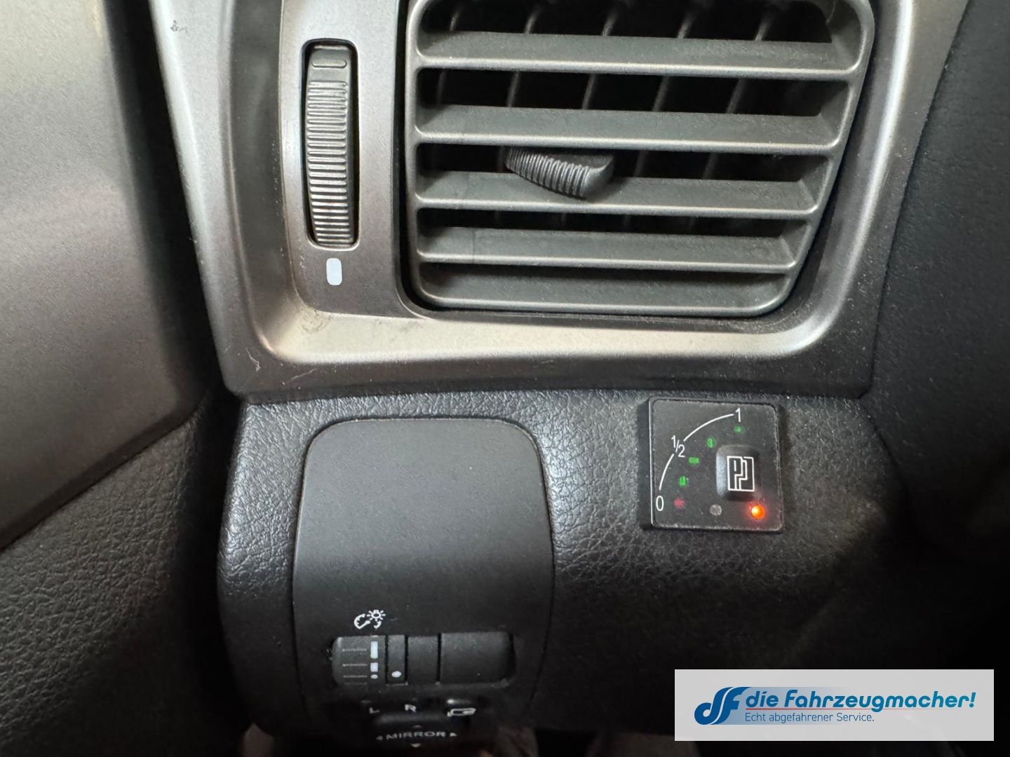 Fahrzeugabbildung Subaru Forester Comfort Xenon Alu Klima el.SP *EXPORT