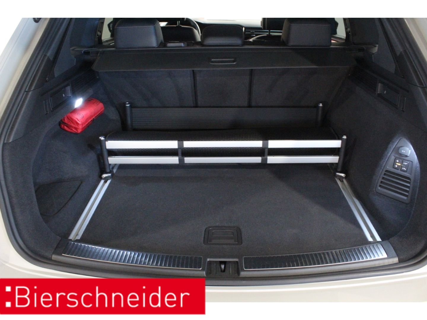 Volkswagen Touareg - Bild 13