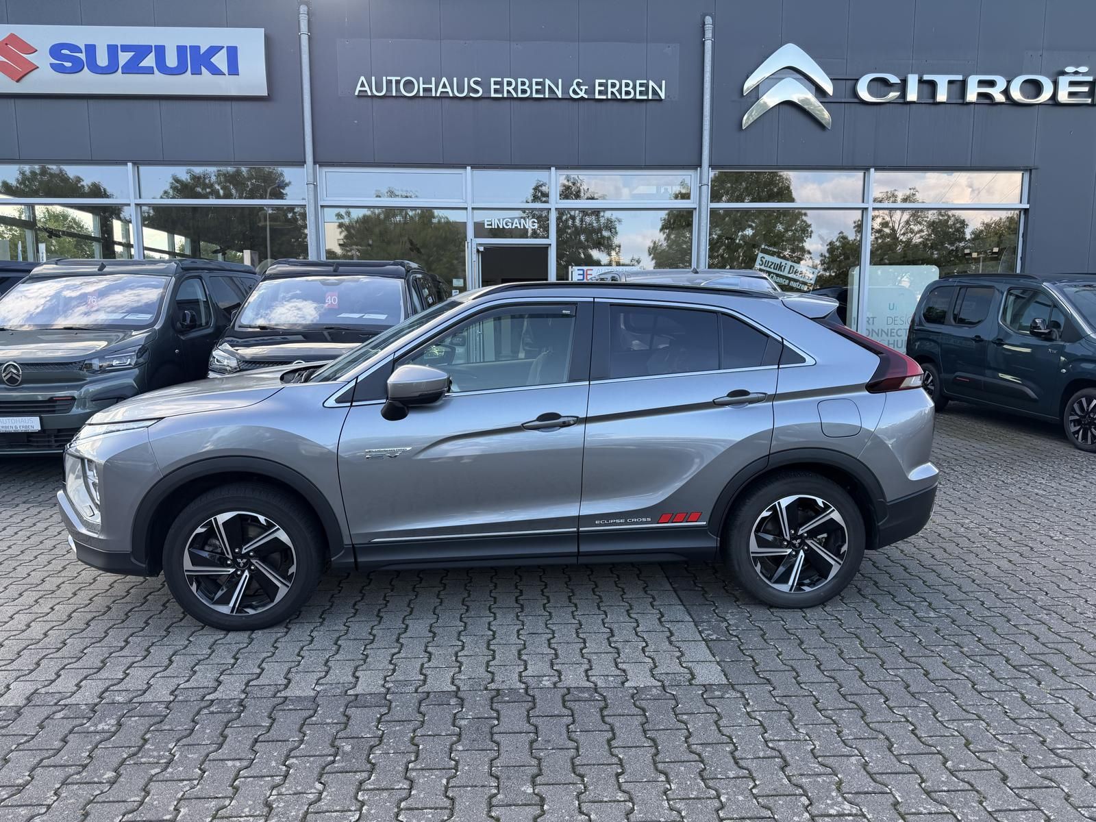 Mitsubishi Eclipse Cross 4WD Allrad, 8-Fach bereift