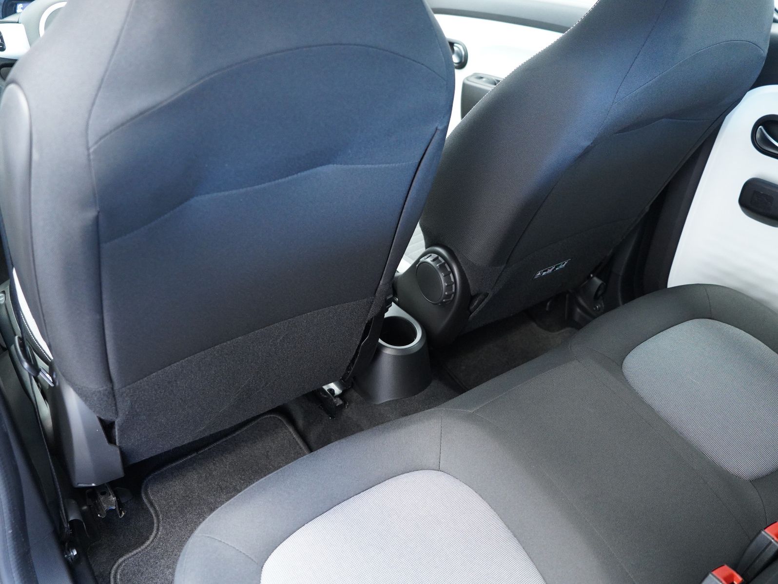 Fahrzeugabbildung Renault Twingo Zen Electric KLIMA-AUTOM/SHZ/SOH