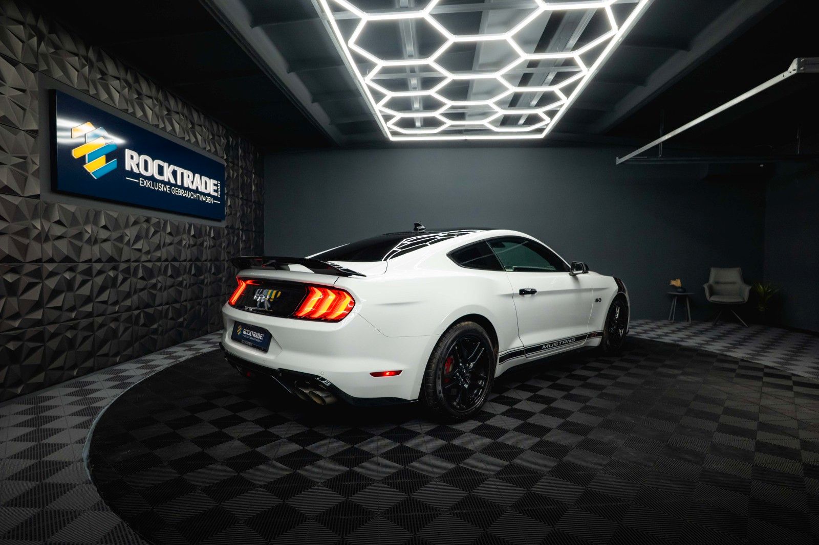 Fahrzeugabbildung Ford Mustang Shelby GT 500 5.0 V8 PREMIUM *ACC*LED*