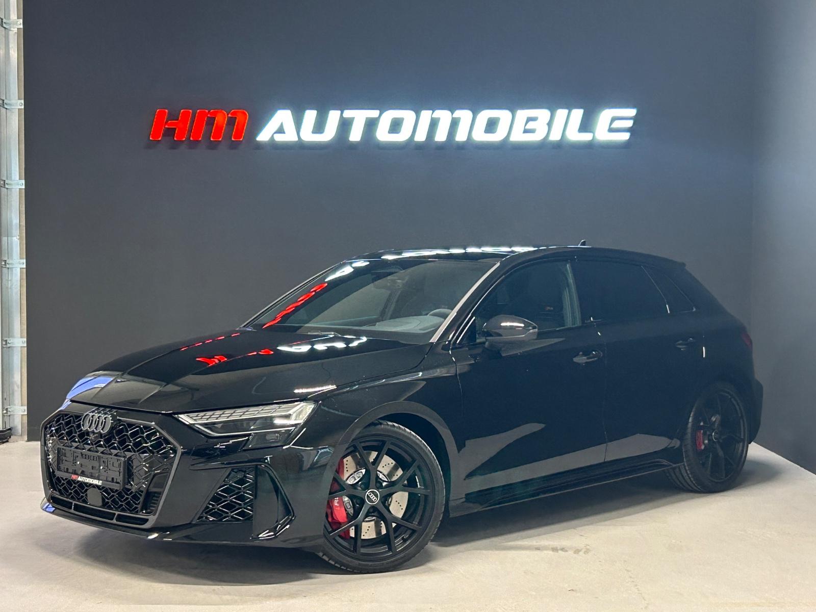 Audi RS3 SB/PANO/RS SEATS/HUD/SONOS