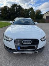 Audi A4 Allroad 2.0 TDI S tronic quattro - - Audi A4 Allroad von privat
