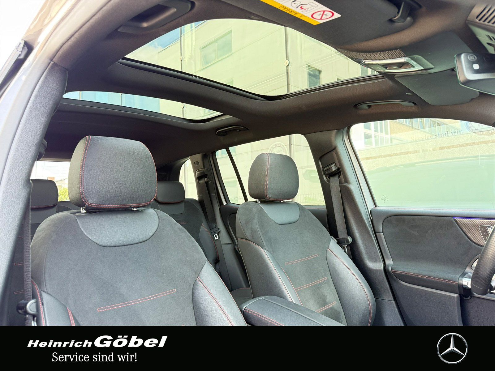 Fahrzeugabbildung Mercedes-Benz AMG GLB 35 4M PRE PANO AHK MEM-SIT MB-LED WP VZA