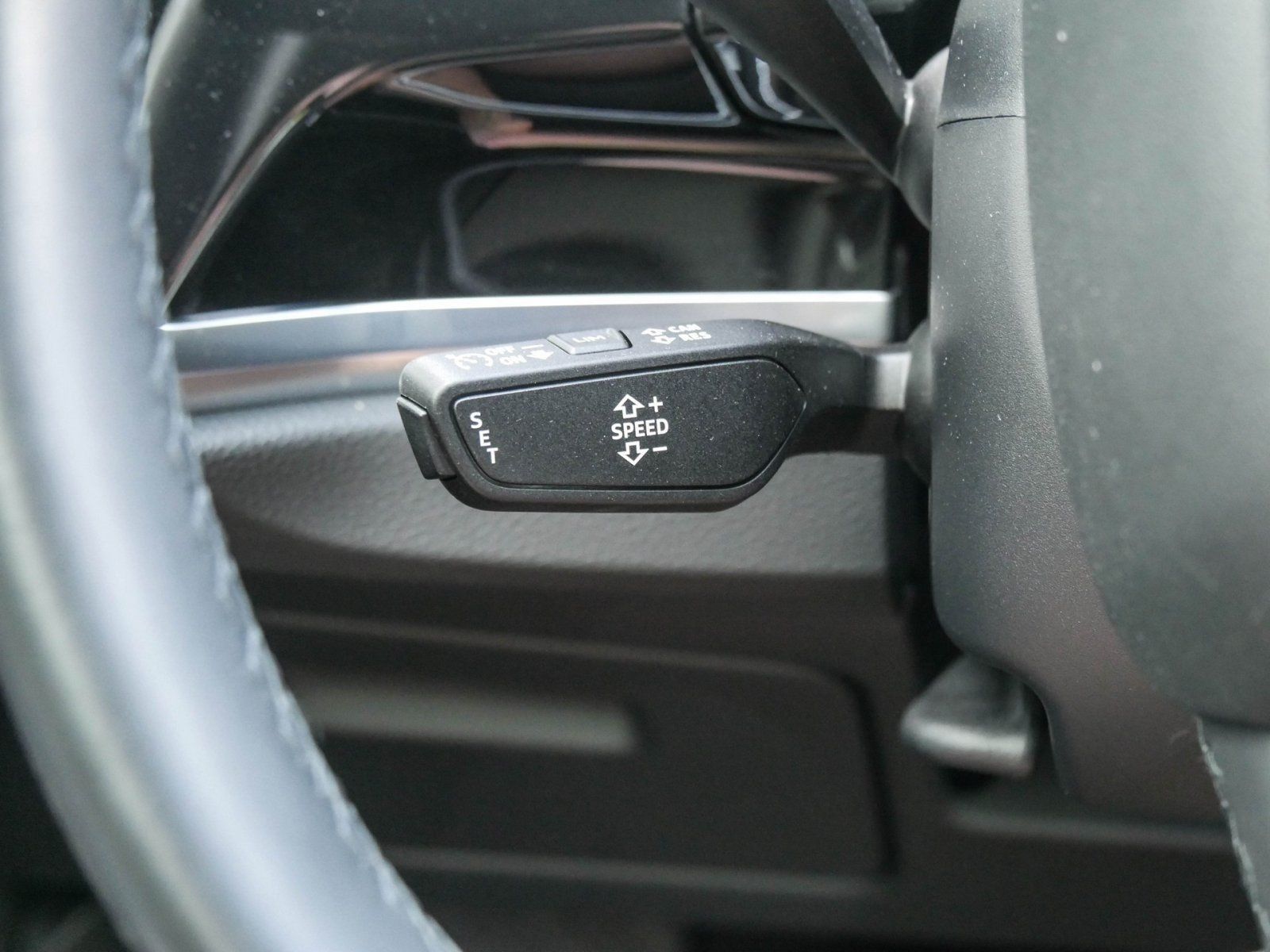 Audi Q3 45 1.4 TFSIe S-Line Navi Heckklappe elekt. foto 14