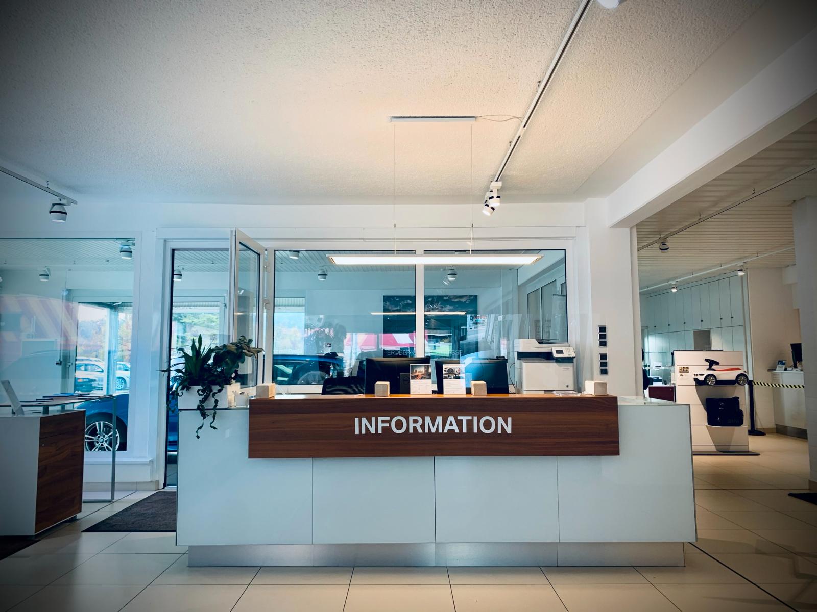 showroom-image-main