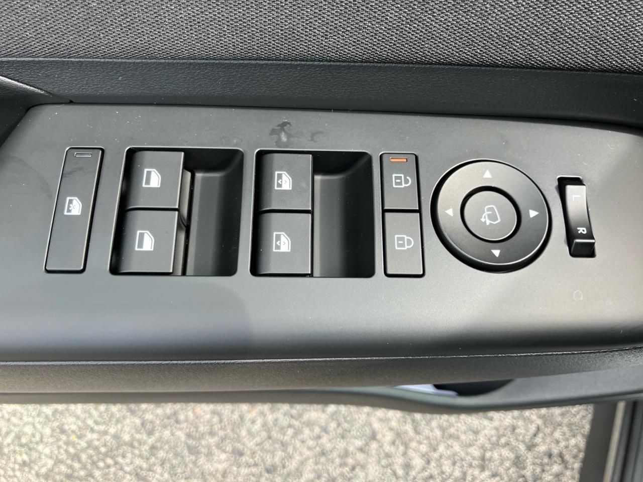 Fahrzeugabbildung Hyundai KONA N-LINE *Assist.-Pak.* SHZ*LHZ*NAVI*USB*ZV*