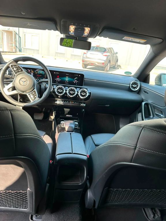 Image of Mercedes-Benz CLA 180 Shooting Brake