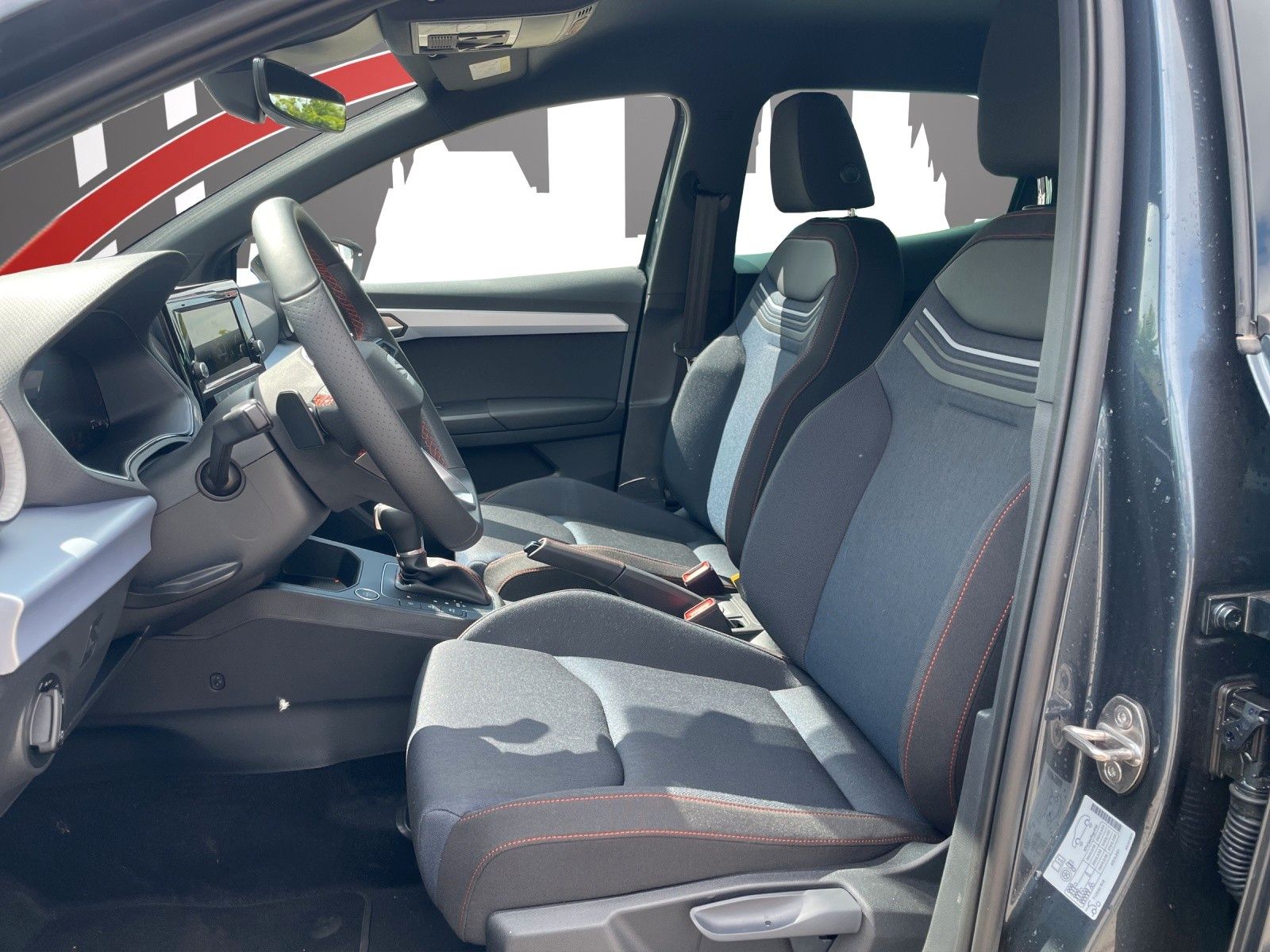 Fahrzeugabbildung SEAT Ibiza 1.0 TSI Fr DSG LED/SHZ/RFK/APPLE/ANDROID