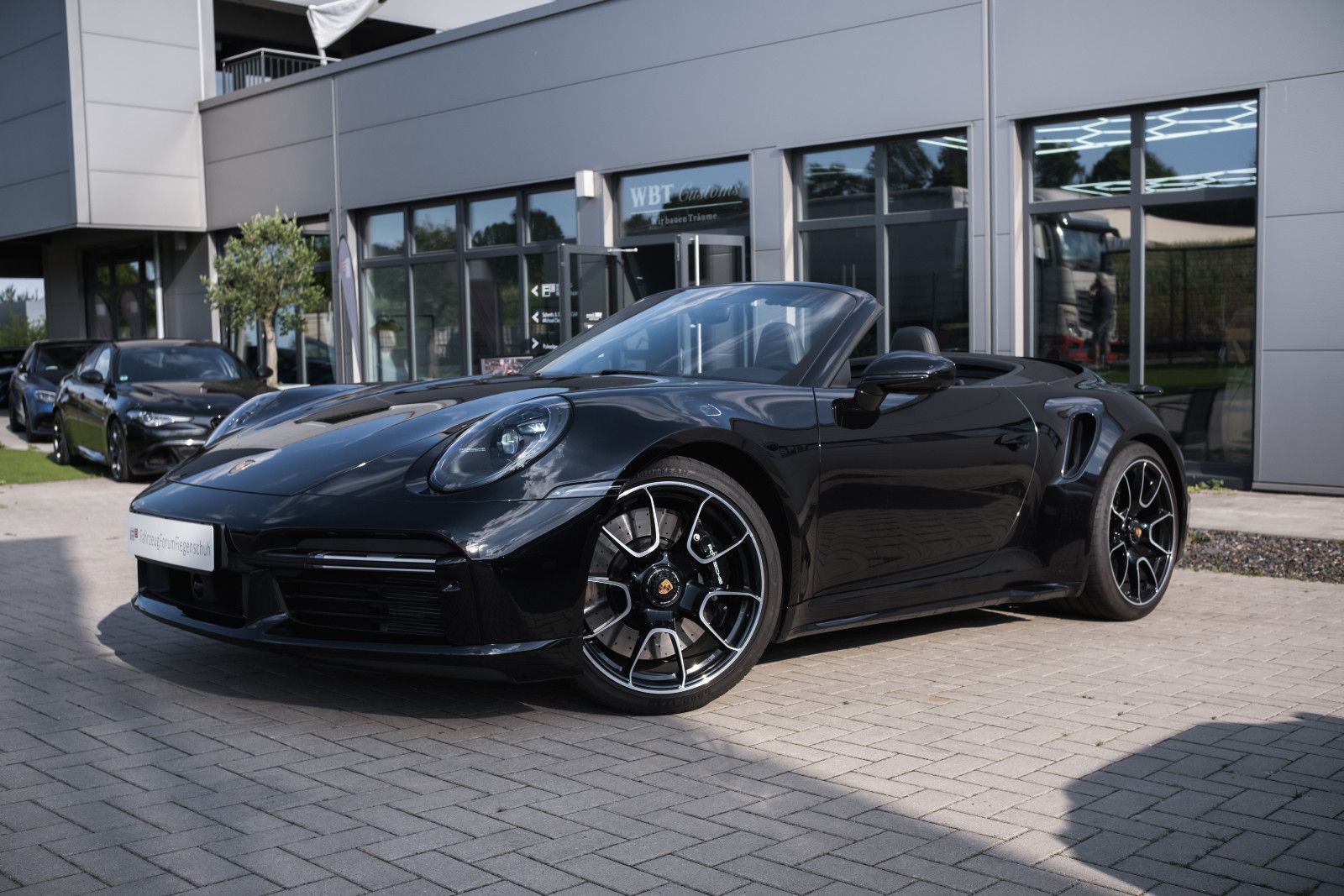 Fahrzeugabbildung Porsche 992/911 Turbo Cabrio-Lift-PDCC-LED-Burmester