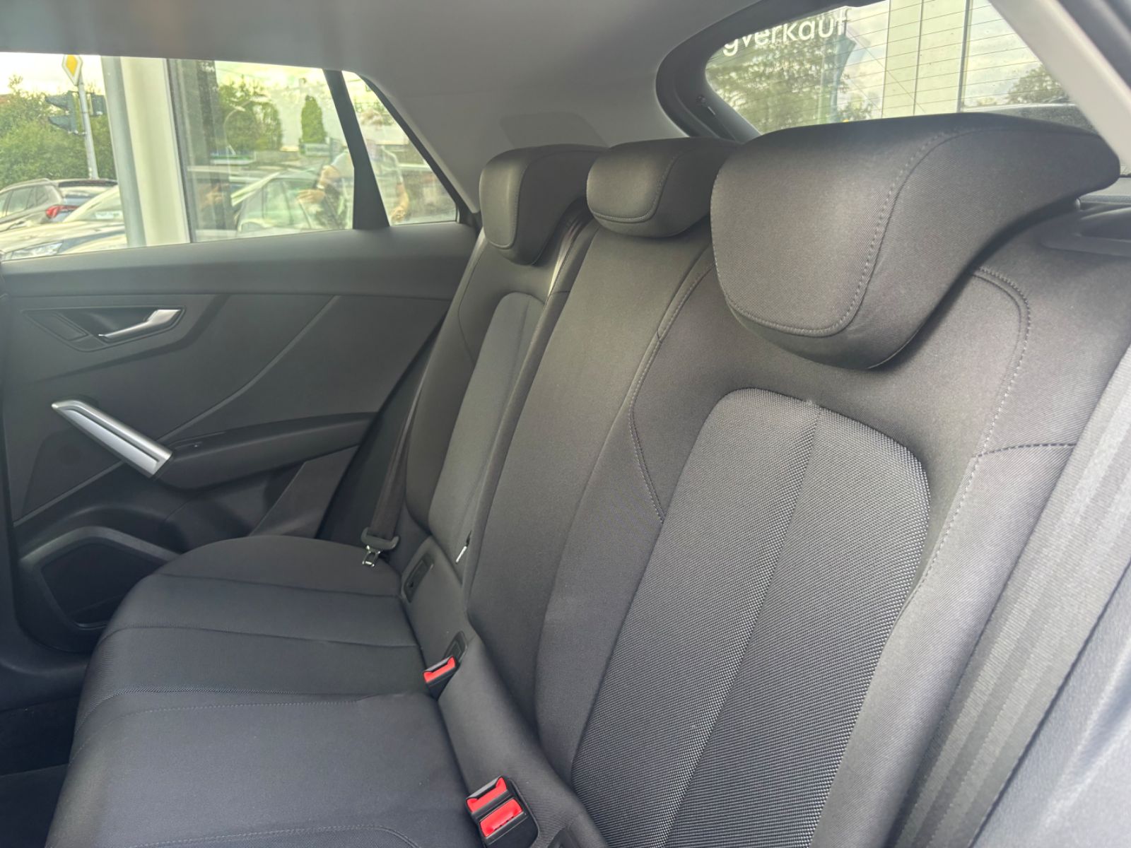 Fahrzeugabbildung Audi Q2 35 TFSI S line
