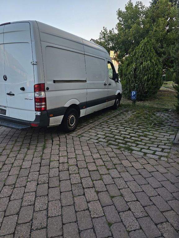 Image of Mercedes-Benz Sprinter