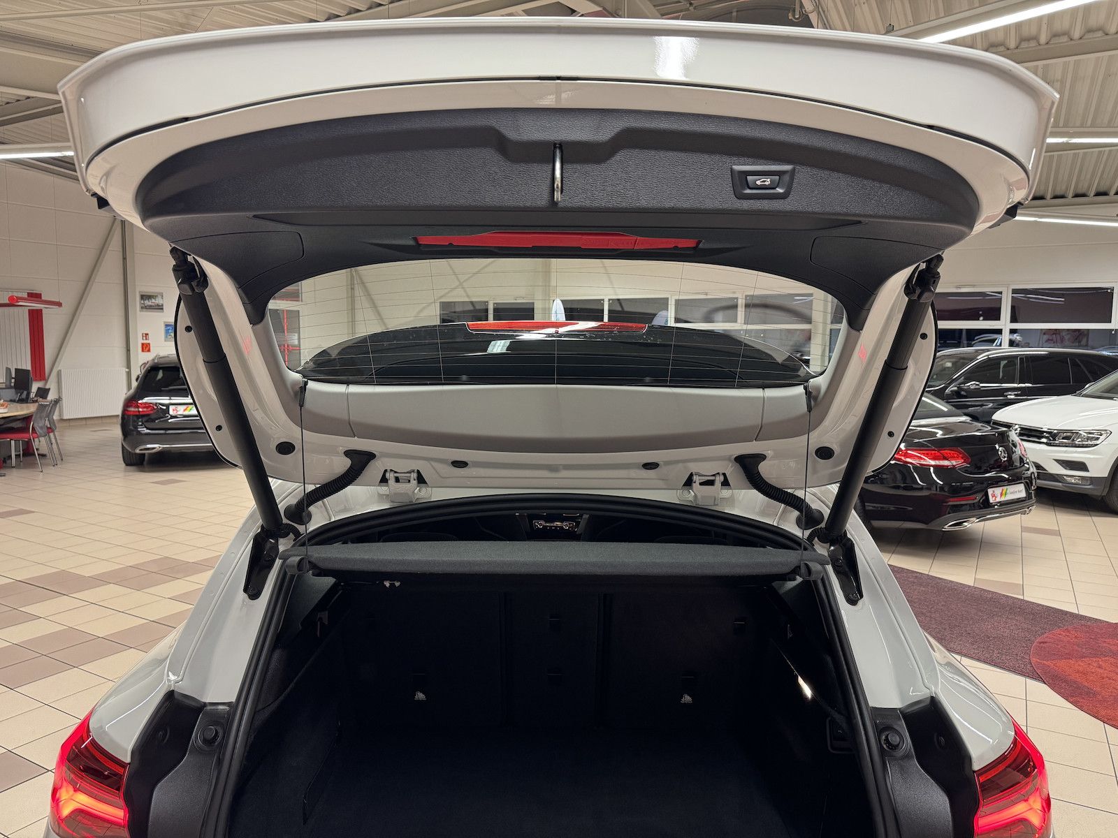 Fahrzeugabbildung BMW X2 xDrive 20i /LED/Navi/Ahk/VZE/Park-Ass
