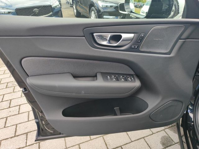 VOLVO XC 60 (Bild 17 von Array)