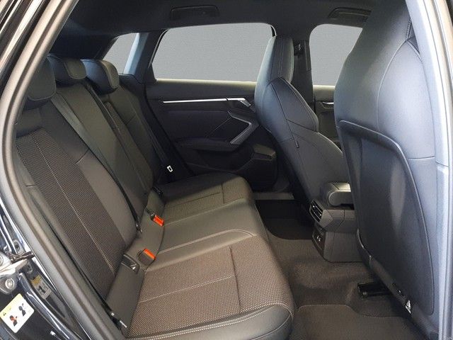 Fahrzeugabbildung Audi A3 Sportback S line 45TFSIe AHK Navi Kamera