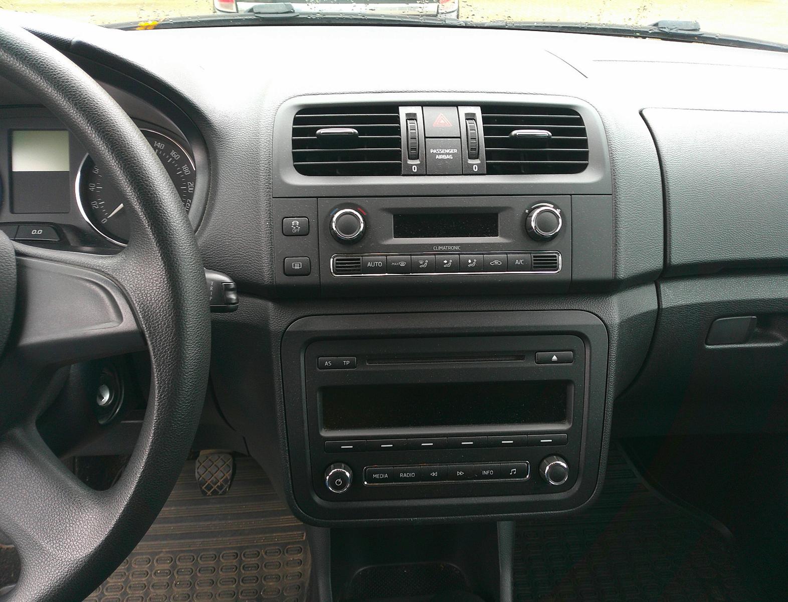Skoda Fabia 2013 — photo 10