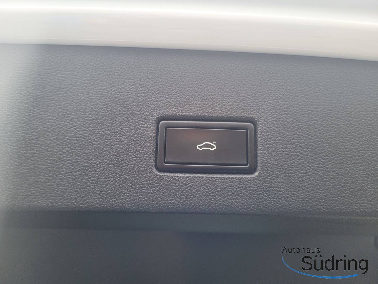 T-Roc 1.5 TSI Sport DSG AHK Navi ACC El. Heckkl.