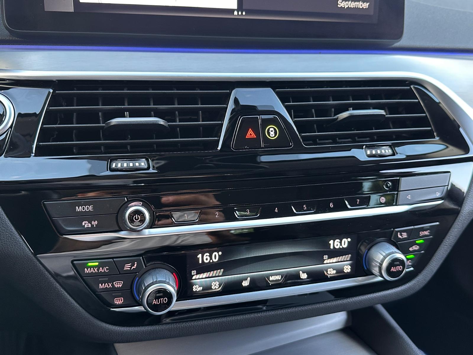 BMW 530 i Touring/HUD/LASER/LEDER/KAMERA/ACC, миниатюра 21