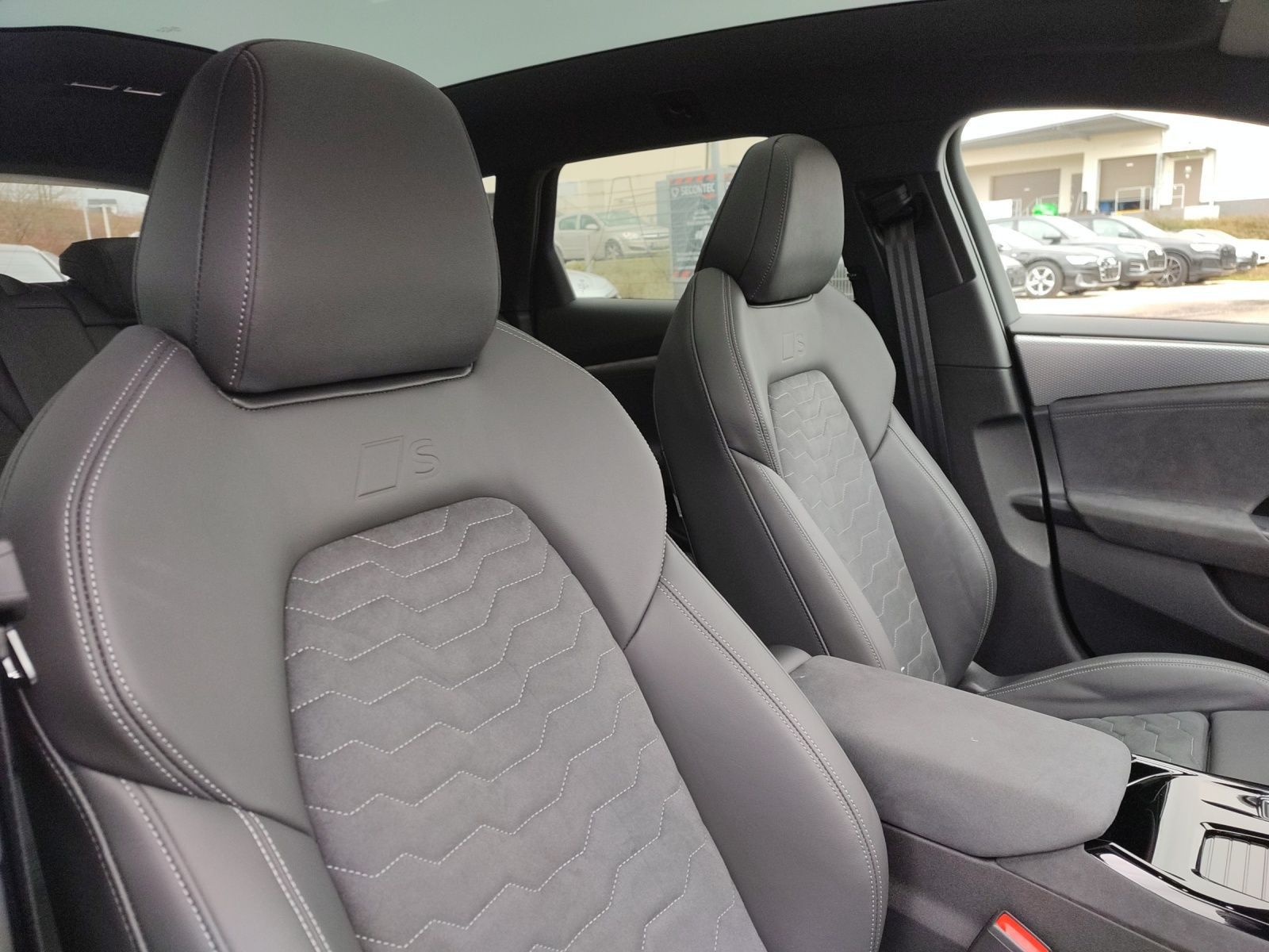 Audi A6 e-tron - Bild 21