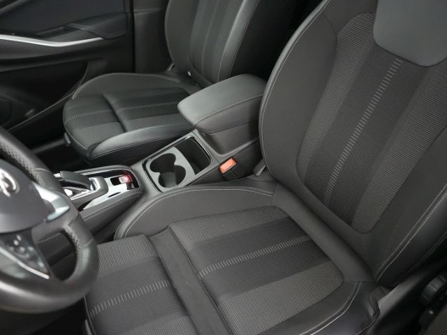Grandland GS LINE PHEV AT+LED+NAVI+360 GRAD KAME