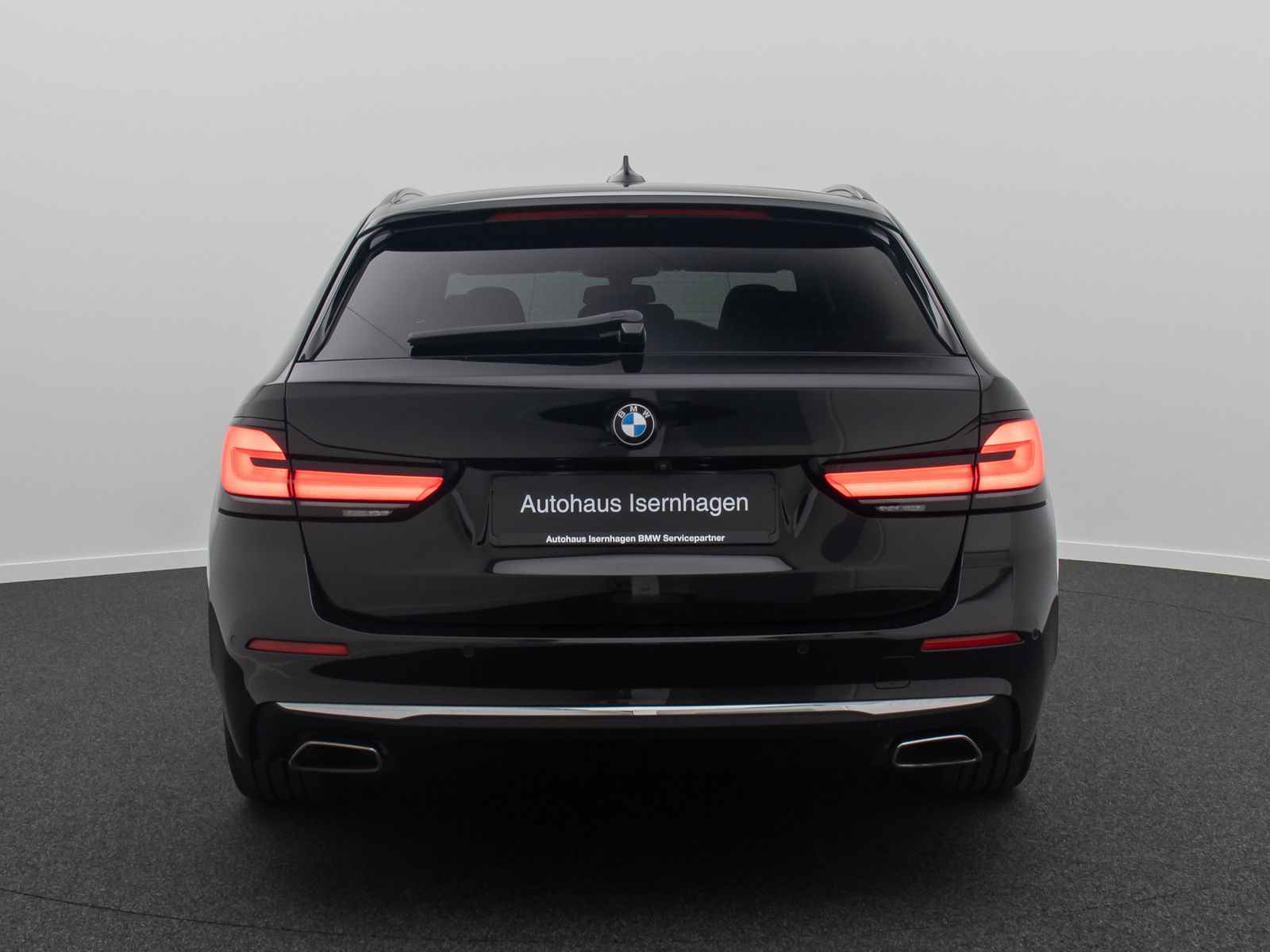 Fahrzeugabbildung BMW 530i xD Luxury Line DAB Kamera HiFi Sportstz 18"