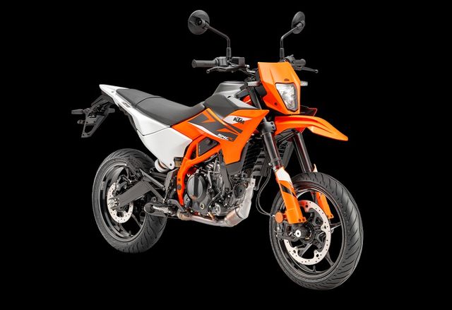 KTM 125 SMC R 2025 JETZT VORBESTELLEN!