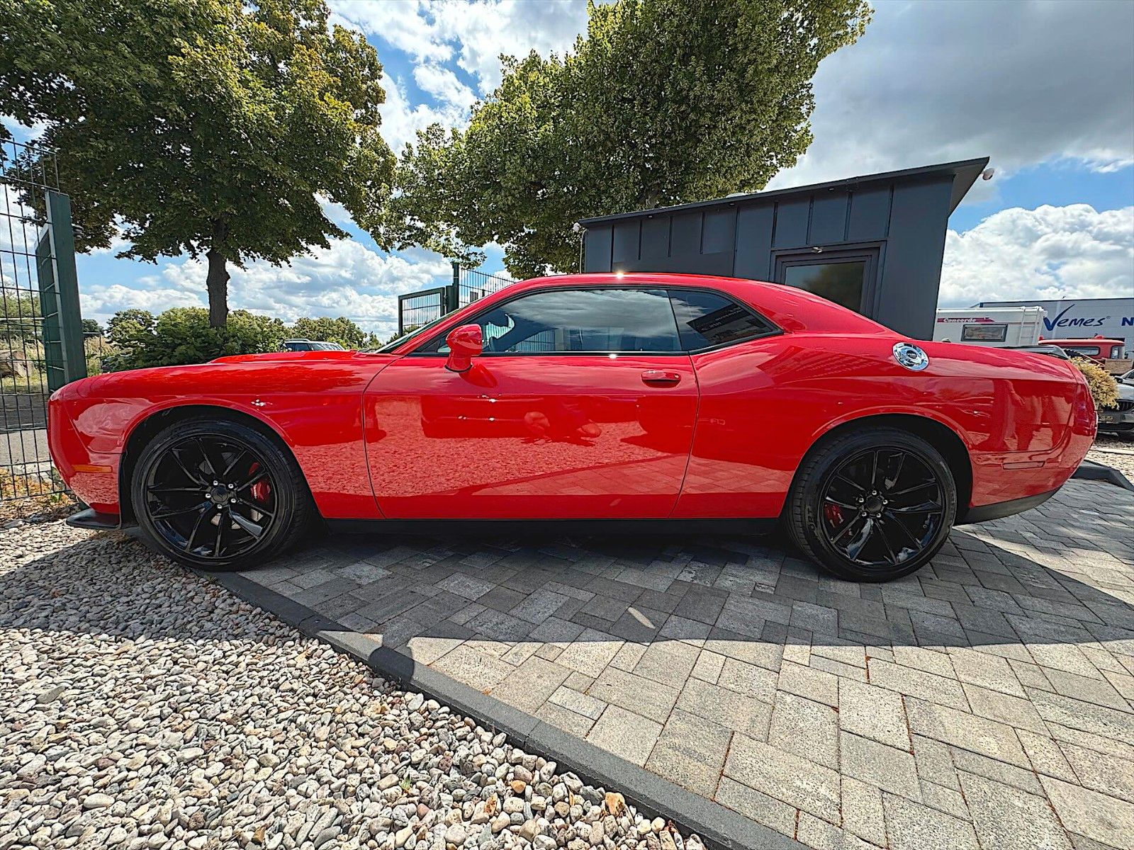 Fahrzeugabbildung Dodge Challenger 6.4 V8 SRT 392 SCAT PACK Performance