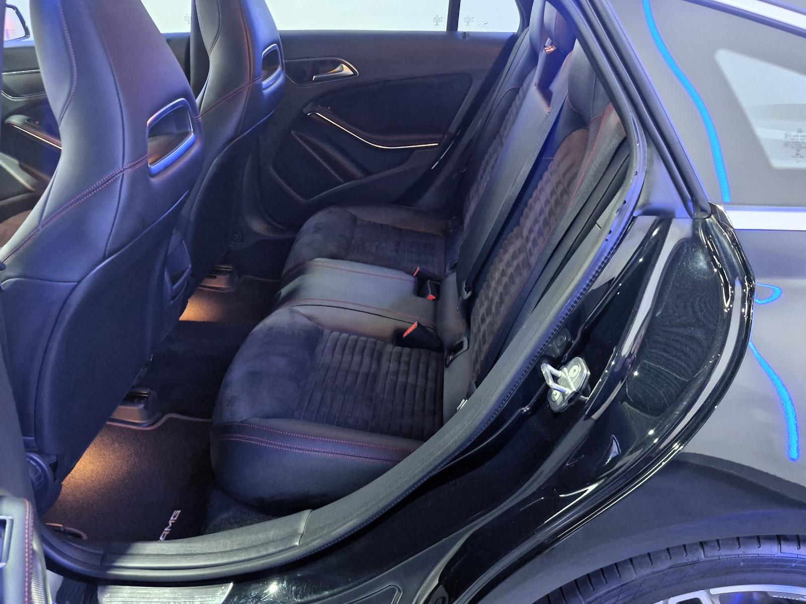 Mercedes-Benz CLA 180 SHOOTING BRAKE  AMG  LED/LEDER/18ZOLL/