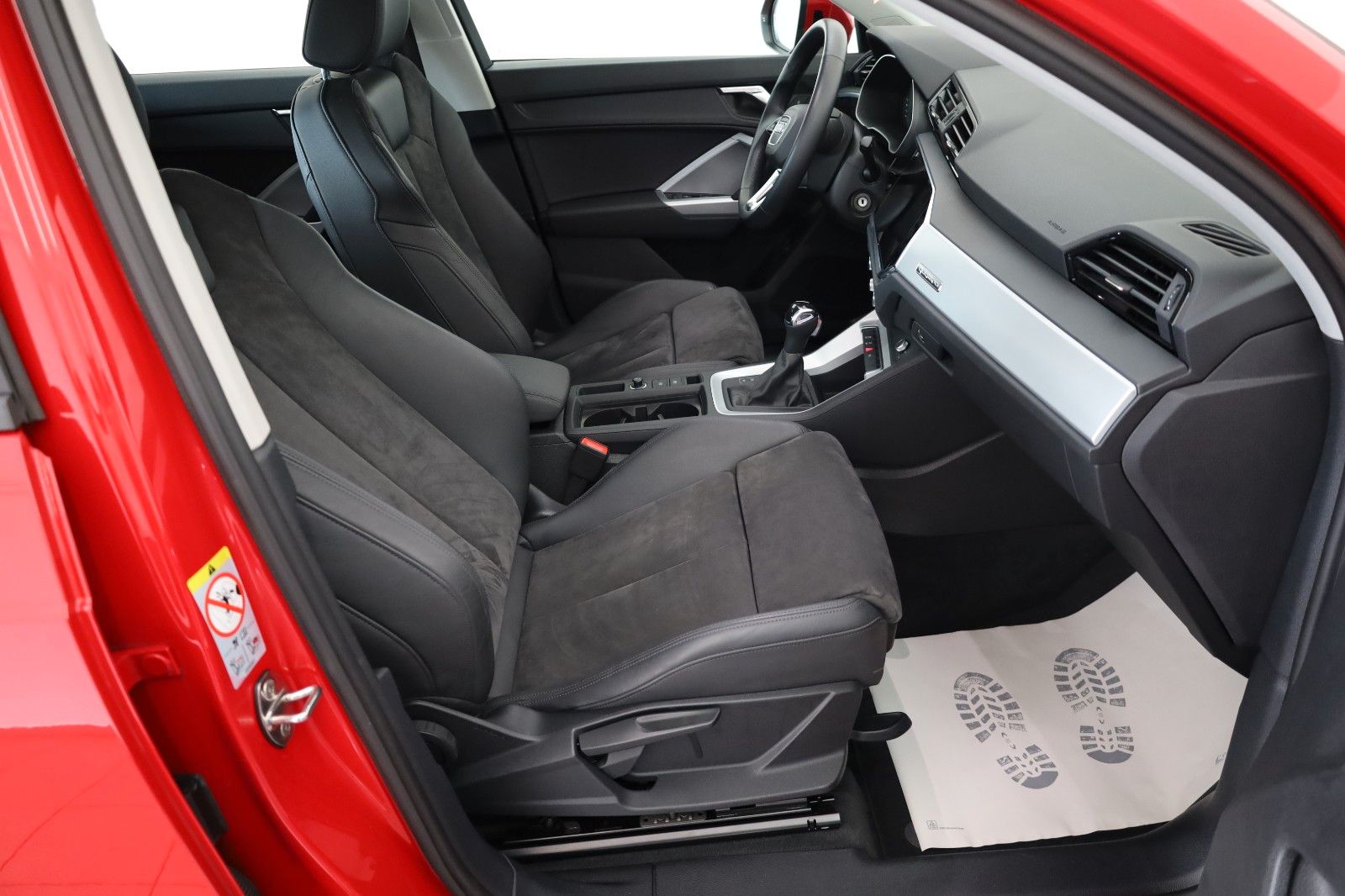 Fahrzeugabbildung Audi Q3 40 TDI quattro,TLeder,Navi,LED,360°Kamera,AHK
