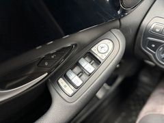MERCEDES-BENZ C 250 T CGI*LED*Comand*PTS*Sitzh.