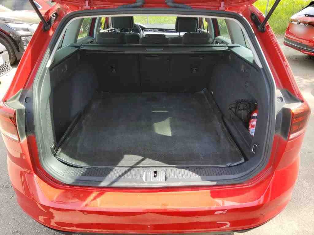 Volkswagen Passat Variant - Bild 8